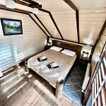 Apartment в обіймах гір Synevyrs'ka Polyana
